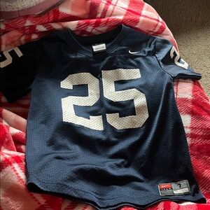 B58 Nike Boys’ Size 7 Navy and White #25 SS Jersey